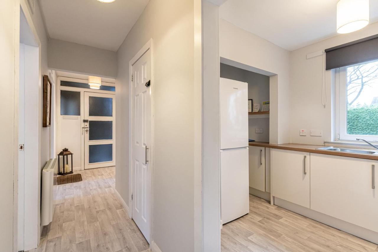 Ground-Fl Two Bedroom Apartment In 앨런다리 외부 사진